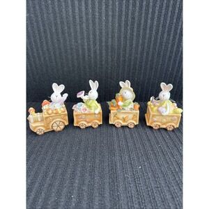 Vtg Studio 33 Resin Bunny Rabbit Train Easter